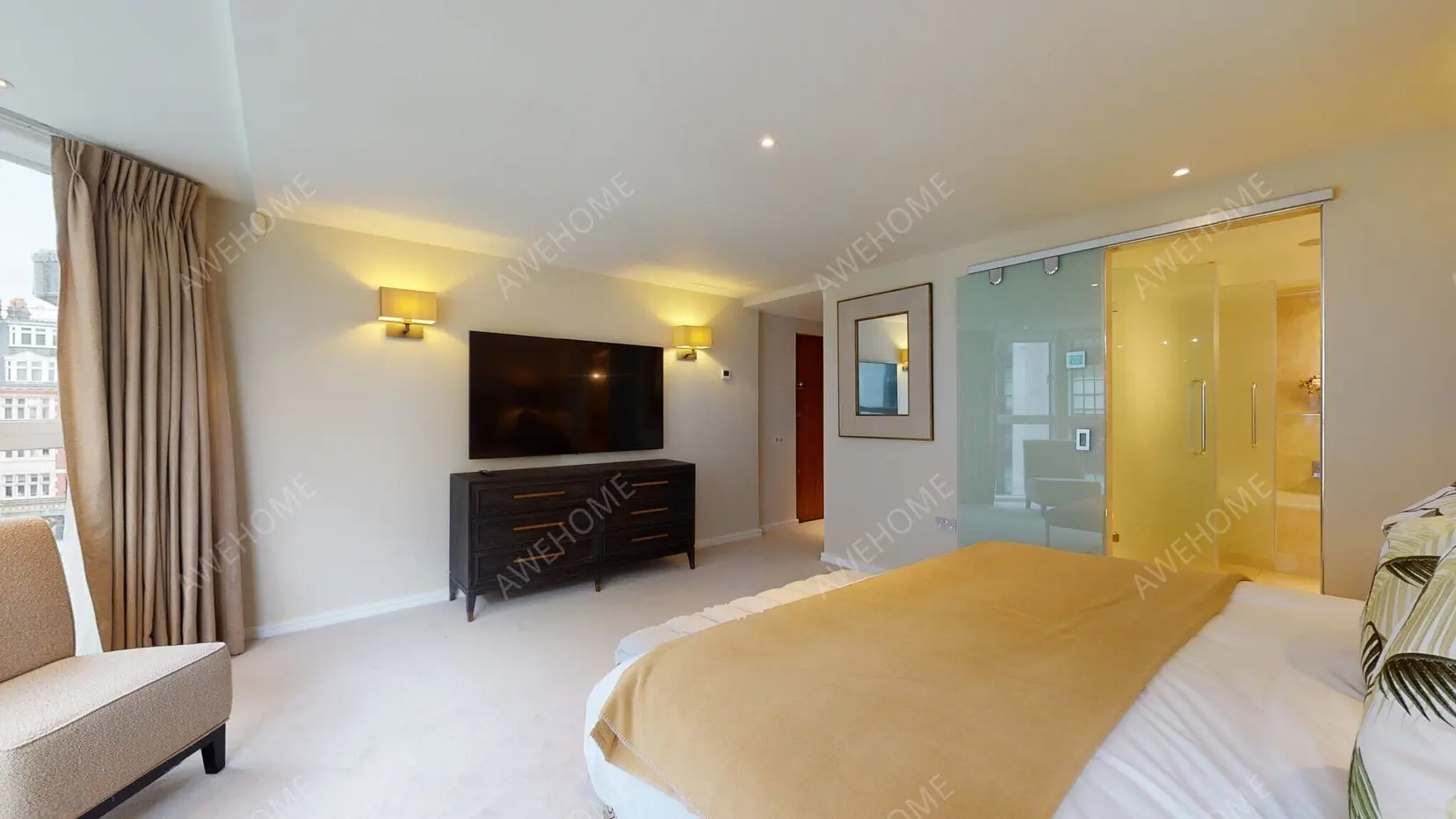 Londonshort-term accommodation Rentals[short-term accommodation]Young Street