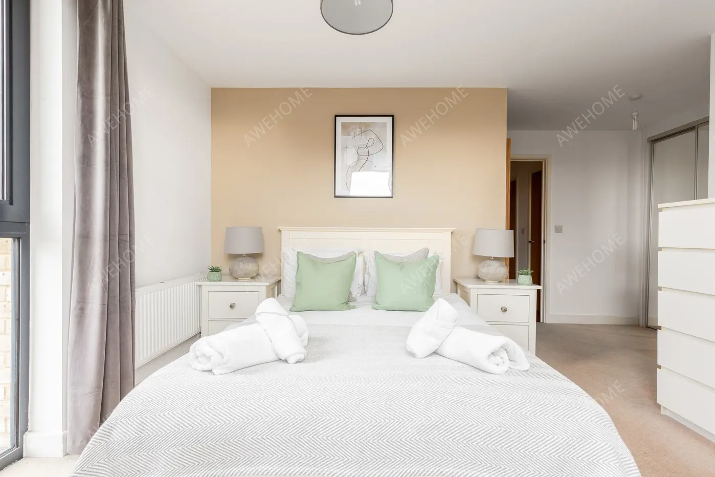 LondonCelebrities Rentals[Celebrities]Surrey Quays Road