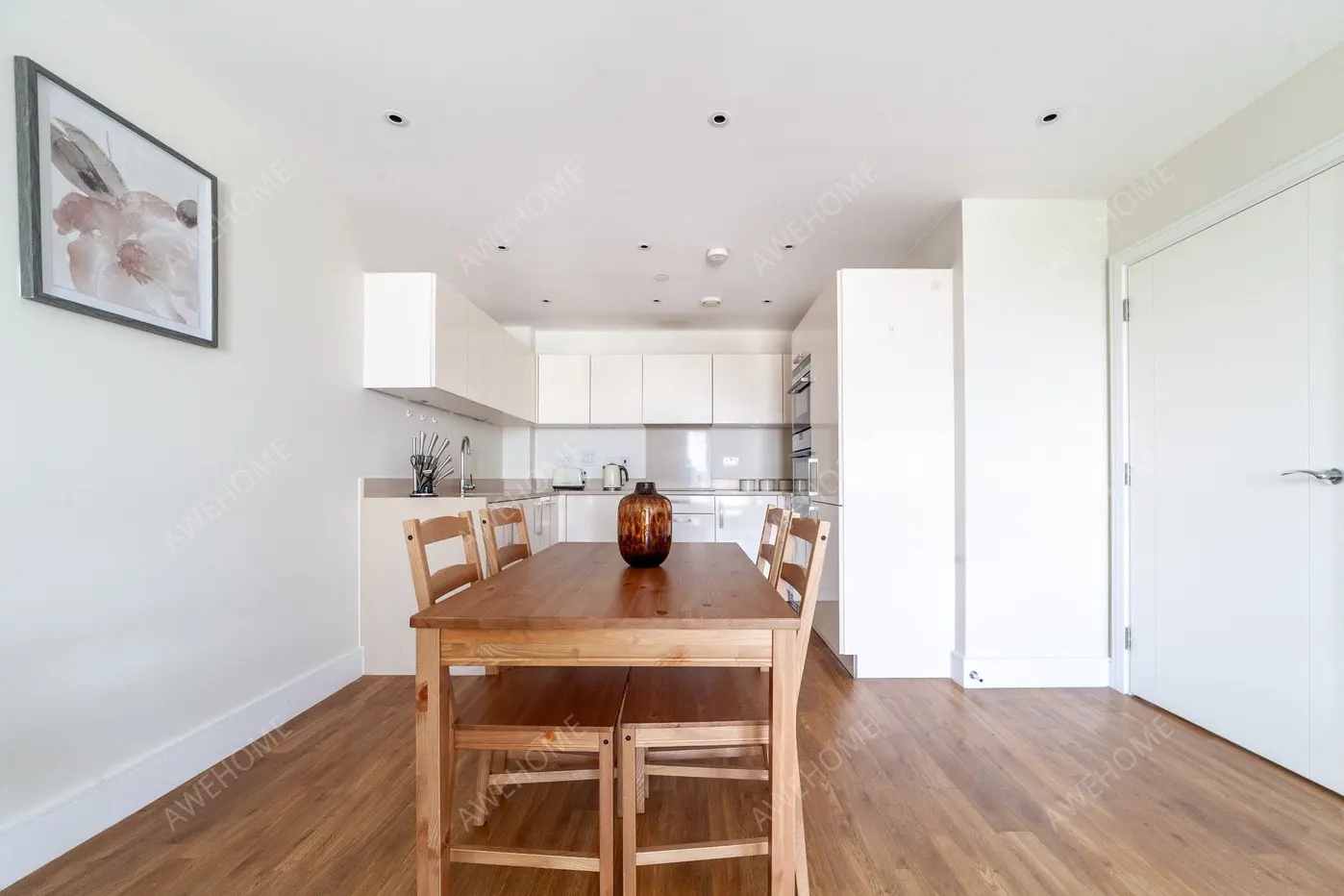 London RentalsQueensland Road