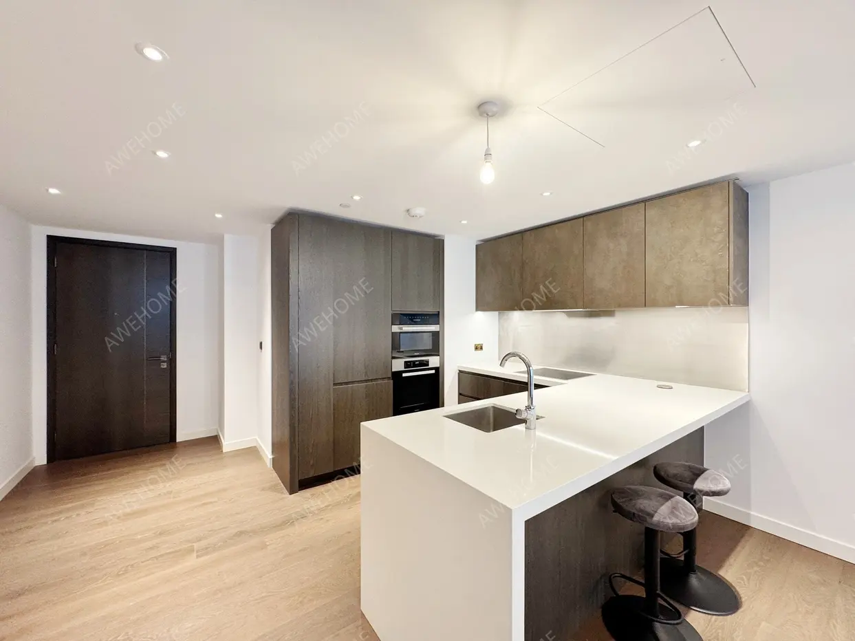 LondonPersonal housing Rentals[Personal housing]Carnation Way