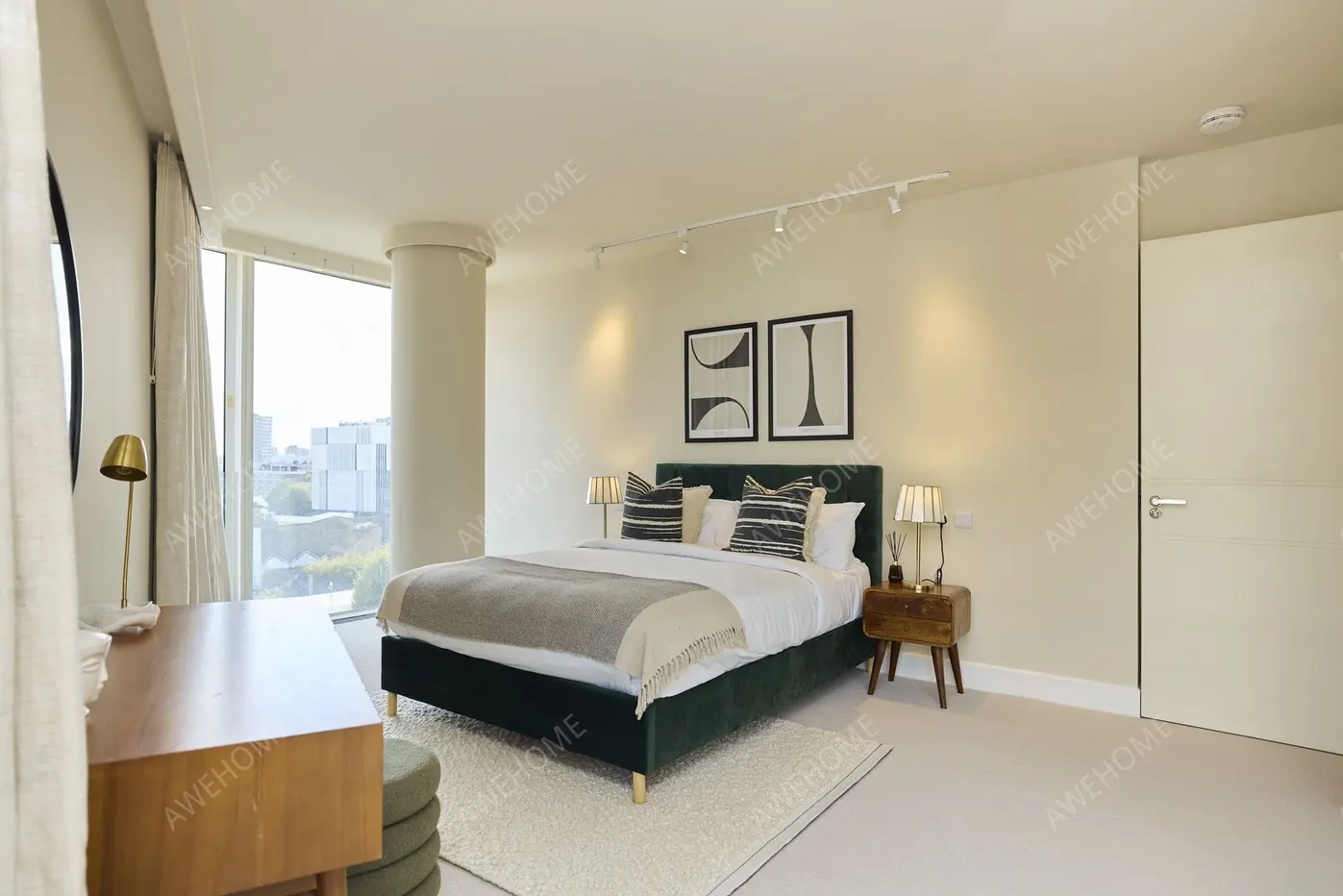 Londonshort-term accommodation Rentals[short-term accommodation]Hester Road