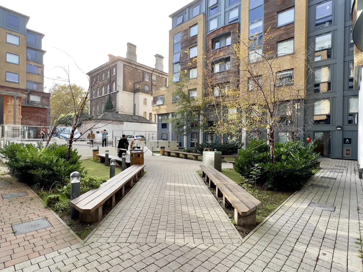 London RentalsMarket Road