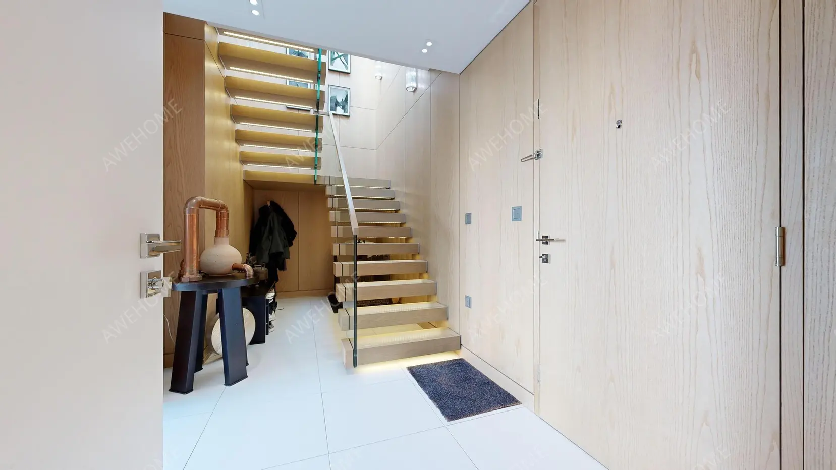 London RentalsWater Lane