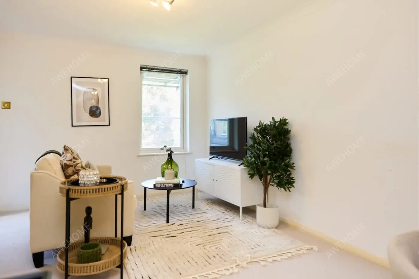 LondonWeekly Rental  Rentals[Weekly Rental ]Conant Mews (ex £150pcm for bills)