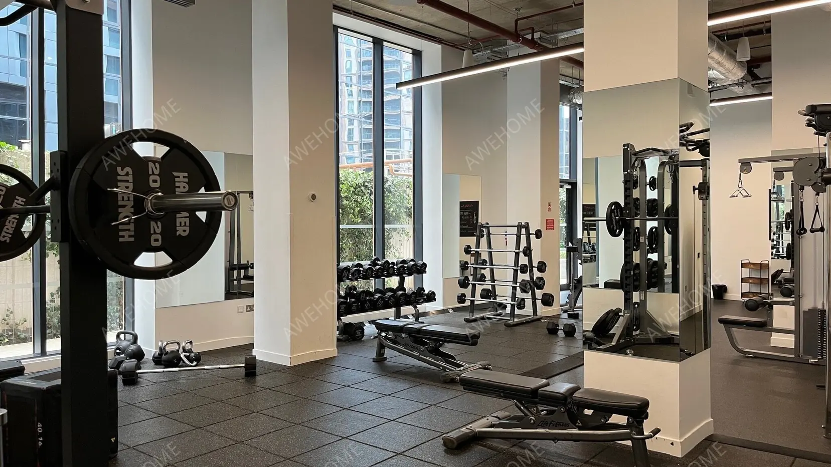 London RentalsCrossharbour Plaza