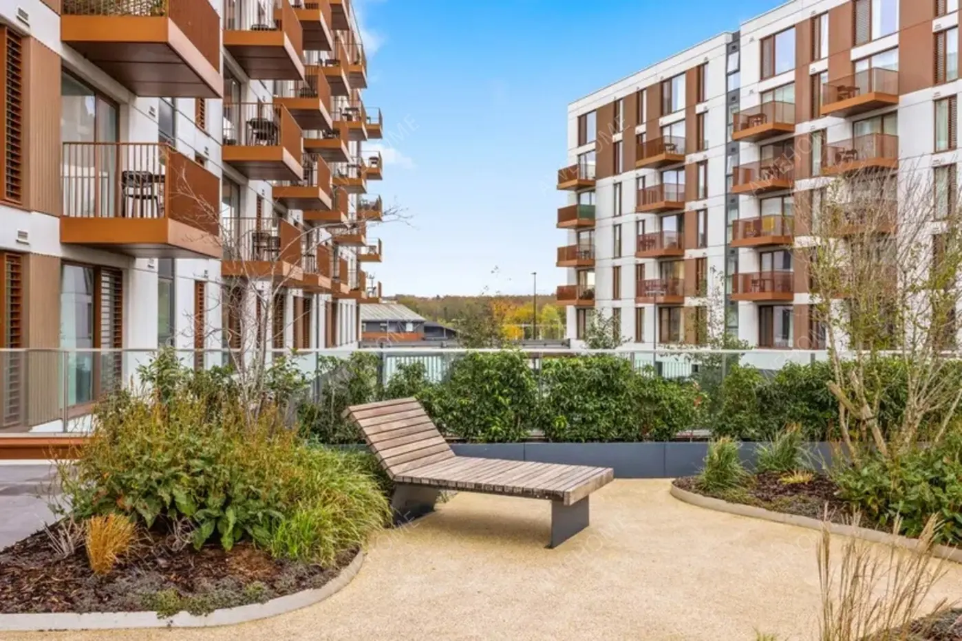 Londonshort-term accommodation Rentals[short-term accommodation]Gillingham Gate Road