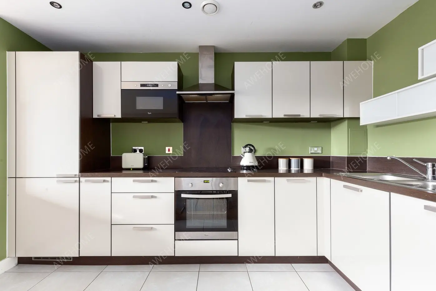 LondonCelebrities Rentals[Celebrities]Surrey Quays Road