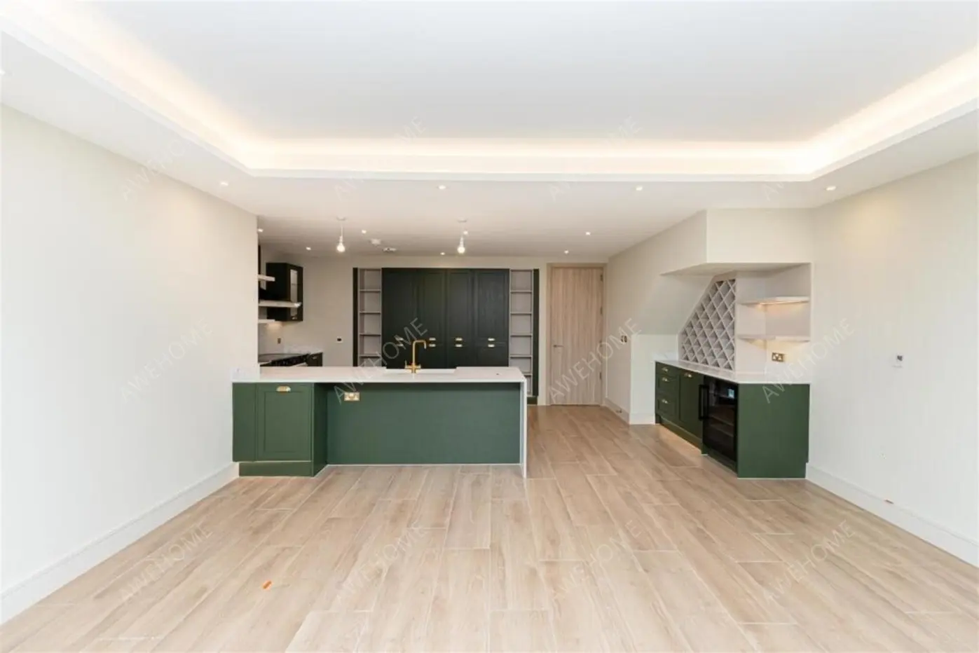 London RentalsFairway Drive