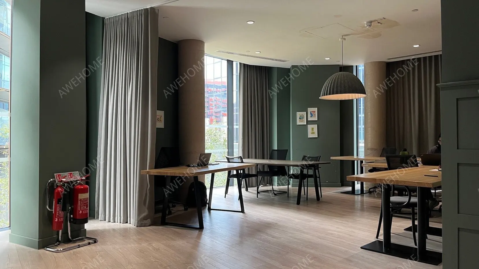 London RentalsCrossharbour Plaza