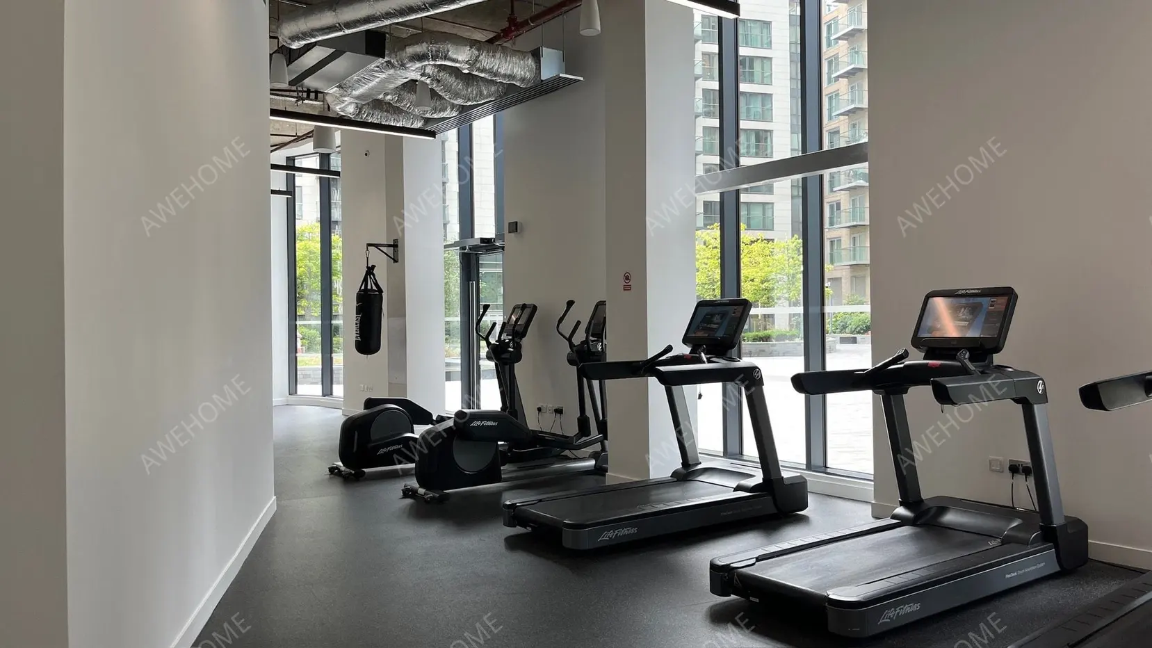 LondonService Apartment Rentals[Service Apartment]Crossharbour Plaza