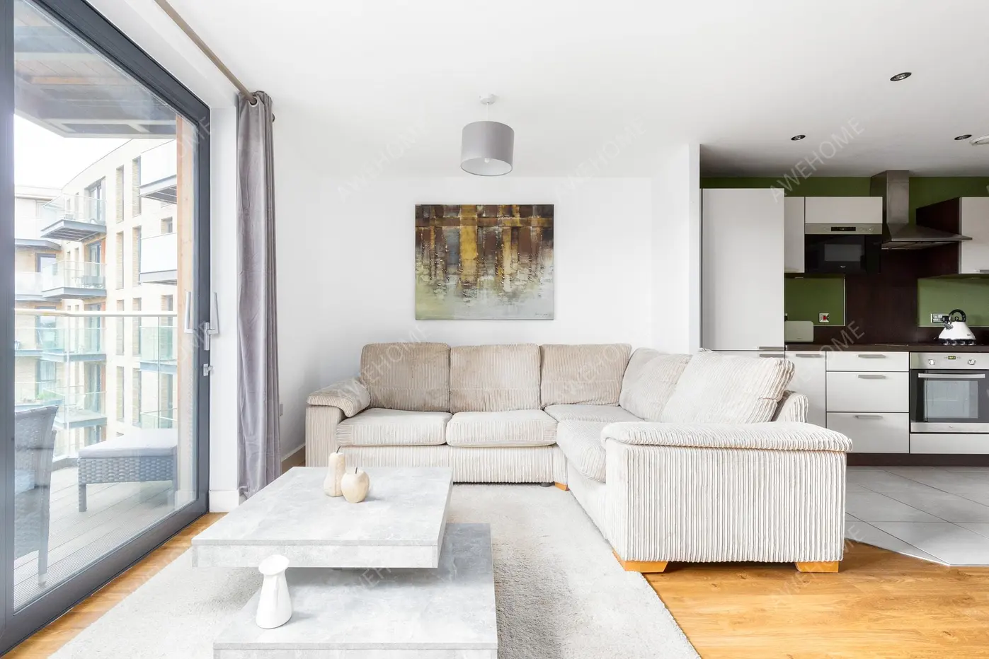 LondonCelebrities Rentals[Celebrities]Surrey Quays Road