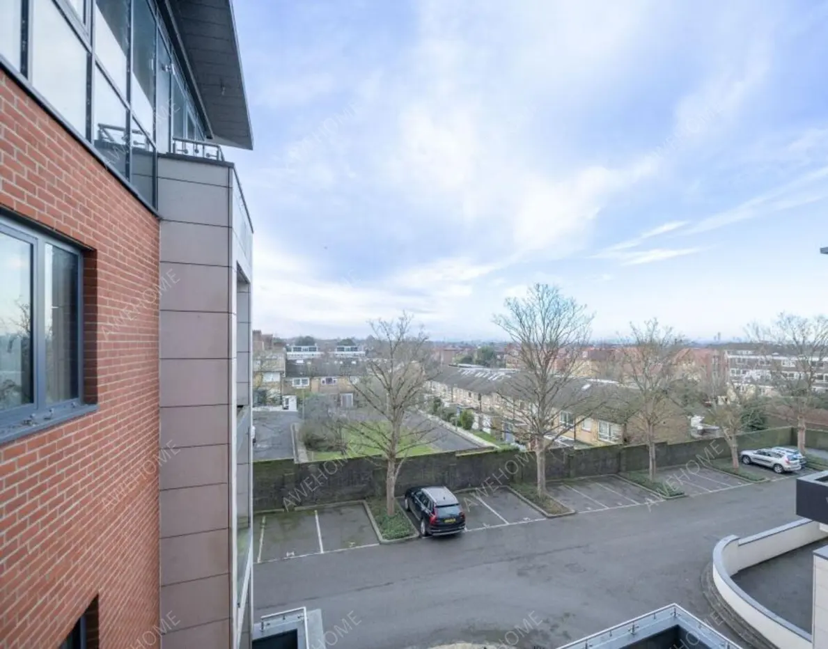 倫敦租房Chartfield Avenue