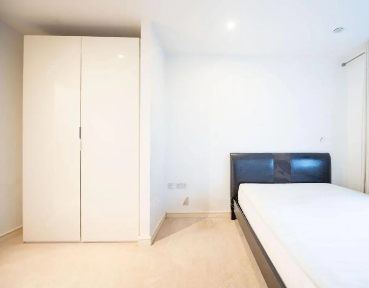 倫敦租房Chartfield Avenue