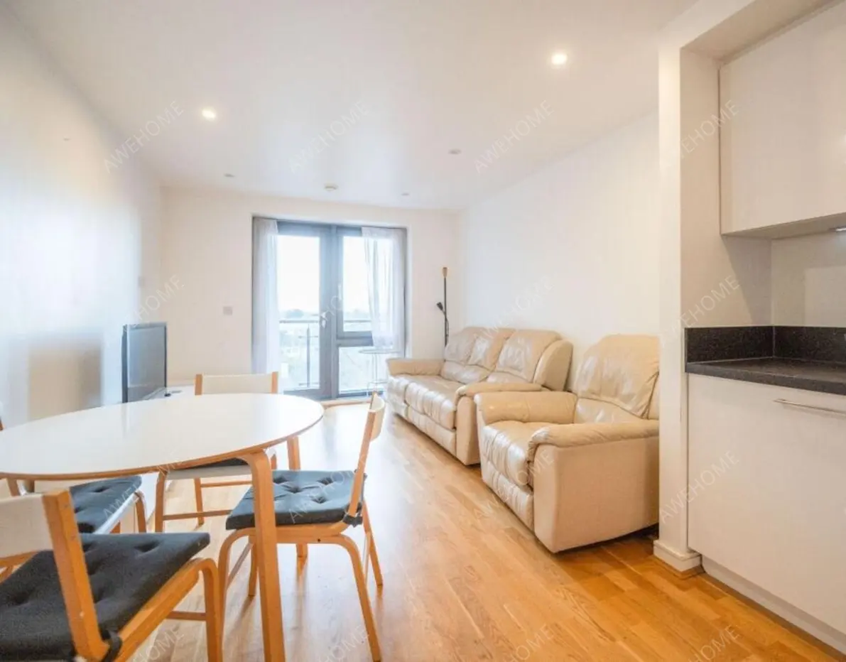 倫敦租房Chartfield Avenue