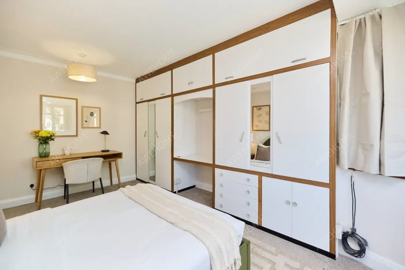 London RentalsRandall Avenue