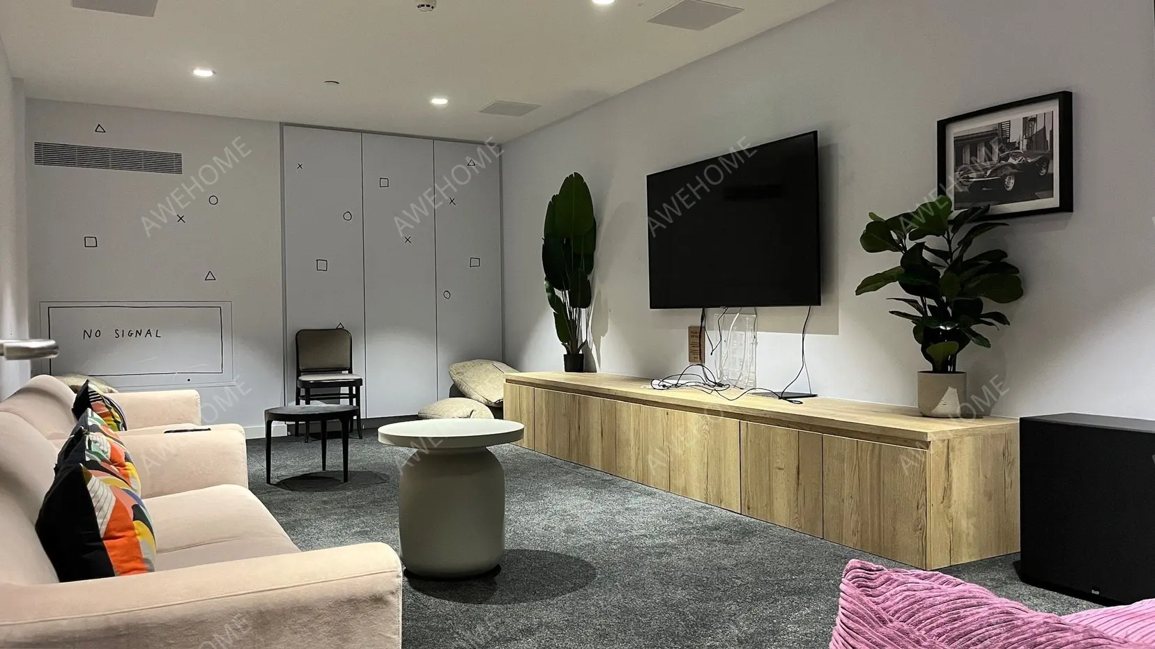 London RentalsCrossharbour Plaza