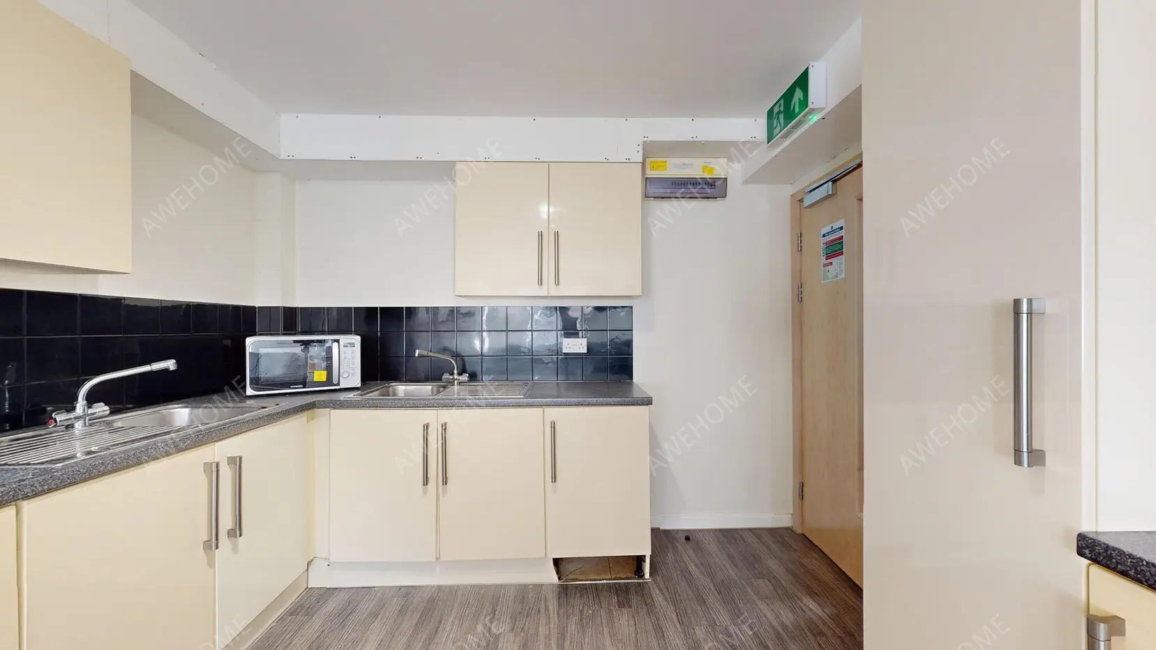 London RentalsMarket Road