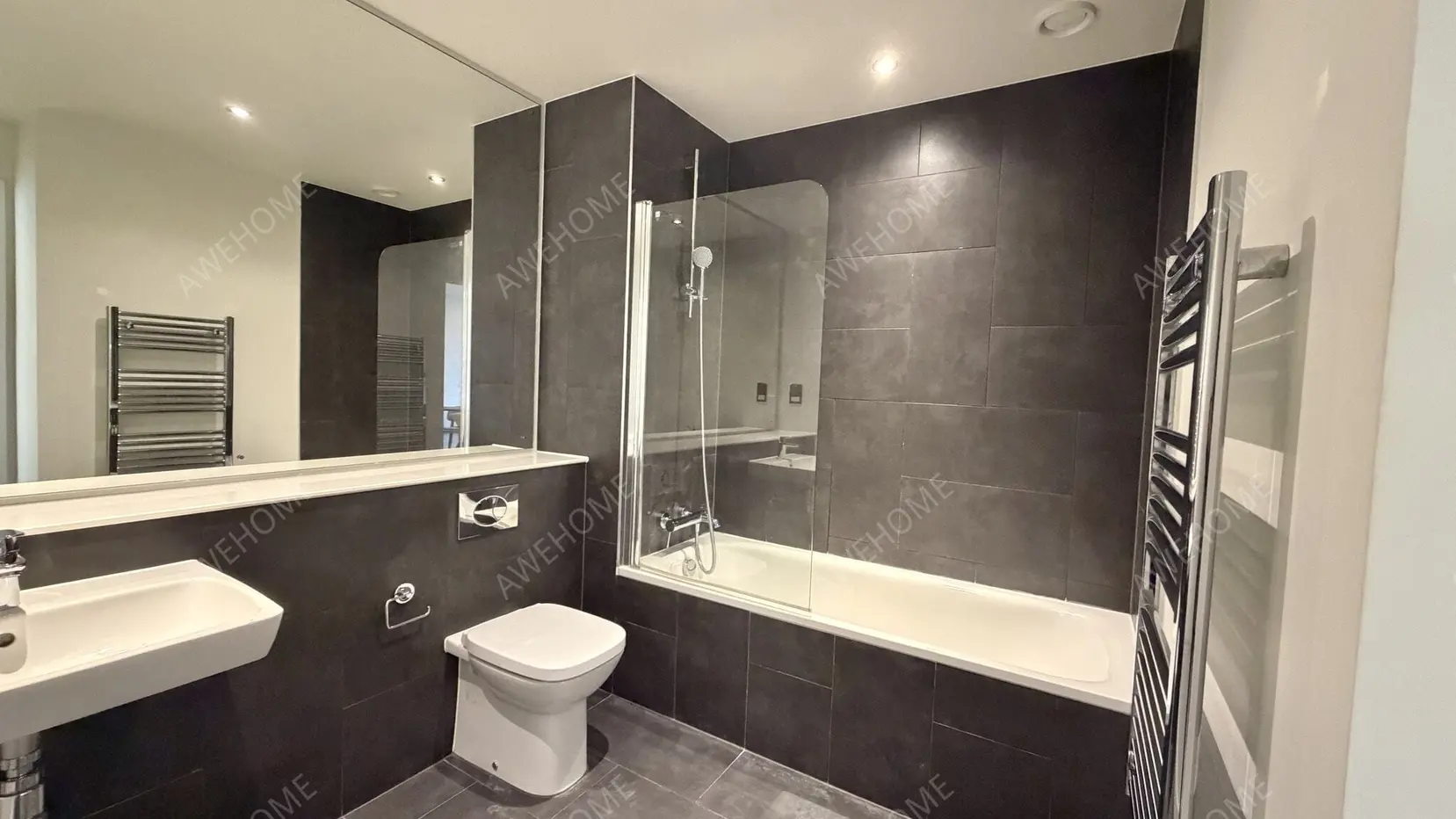 London RentalsSouth Side Three Road