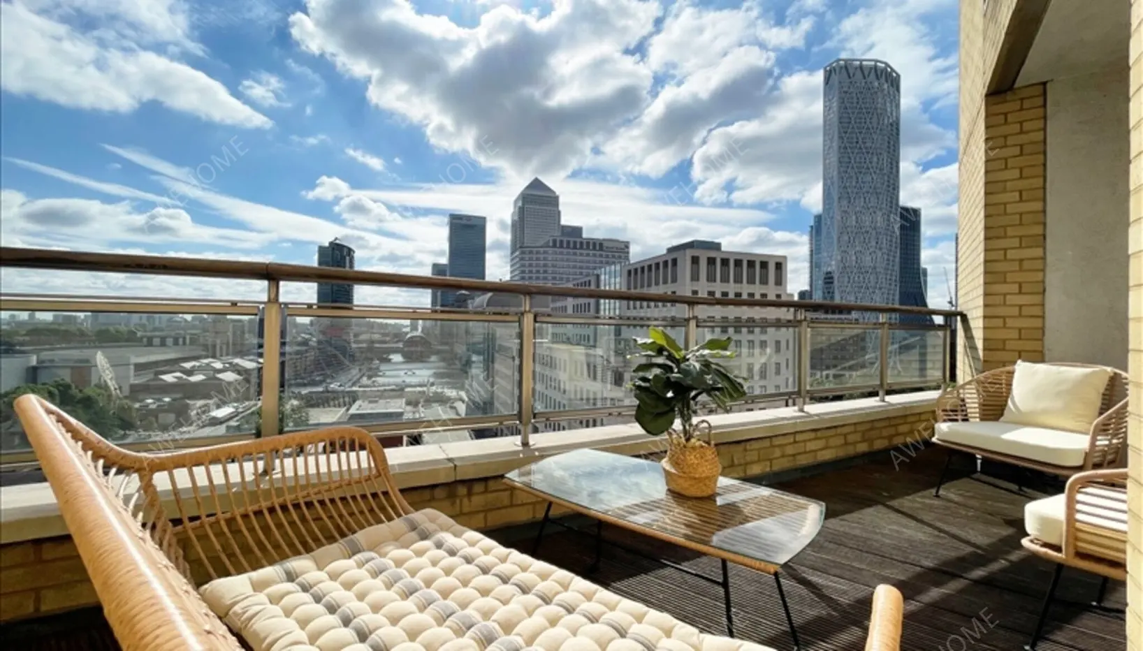 London RentalsWestferry Circus