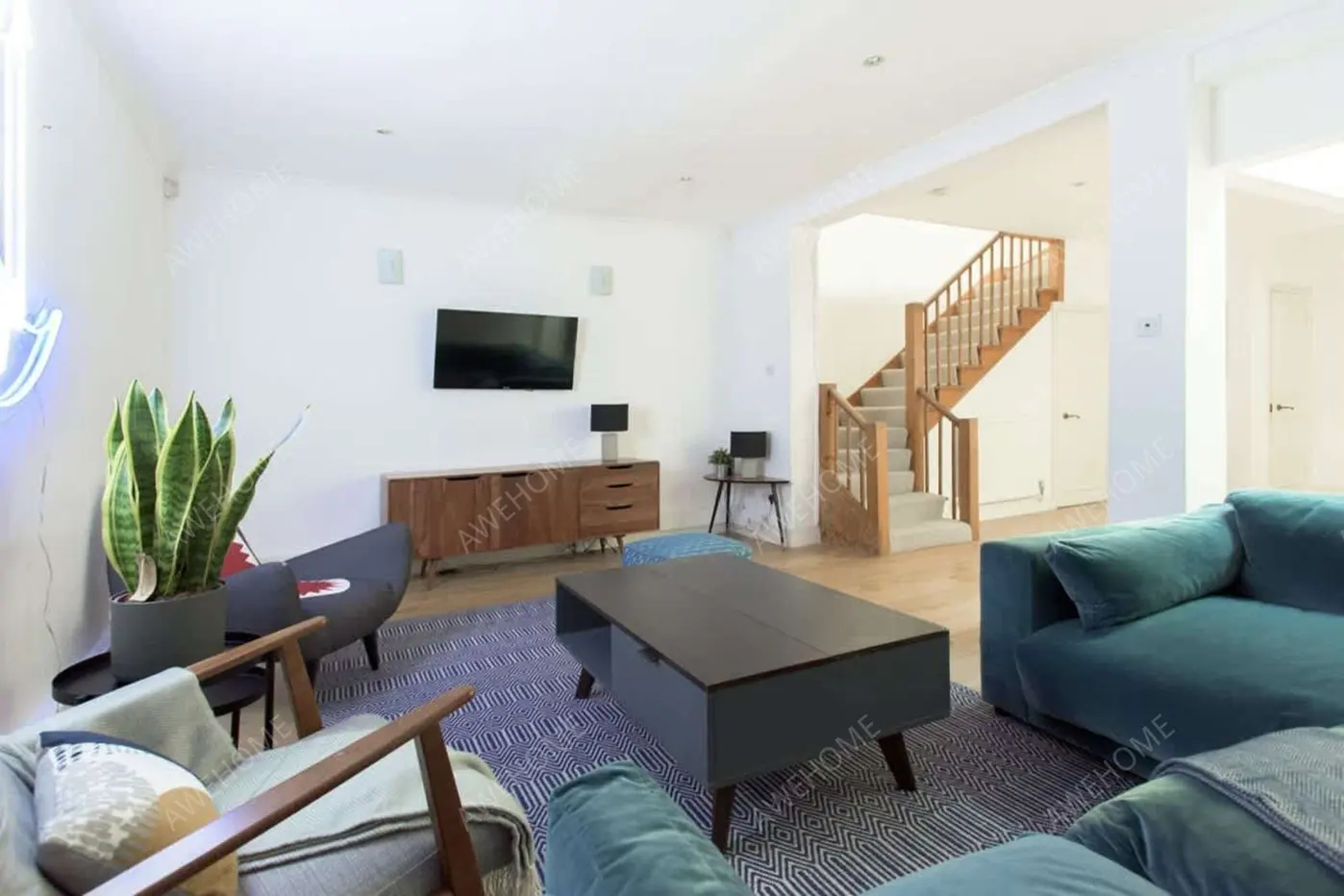 London RentalsQueens Gate Mews