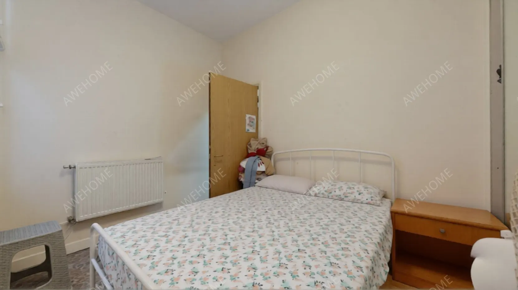 London RentalsLaugan Walk