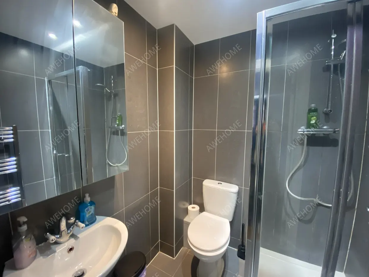 London RentalsChobham Road