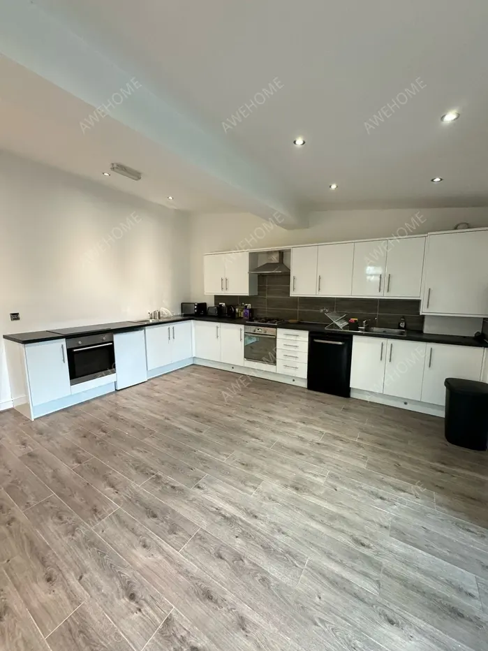 London RentalsChobham Road