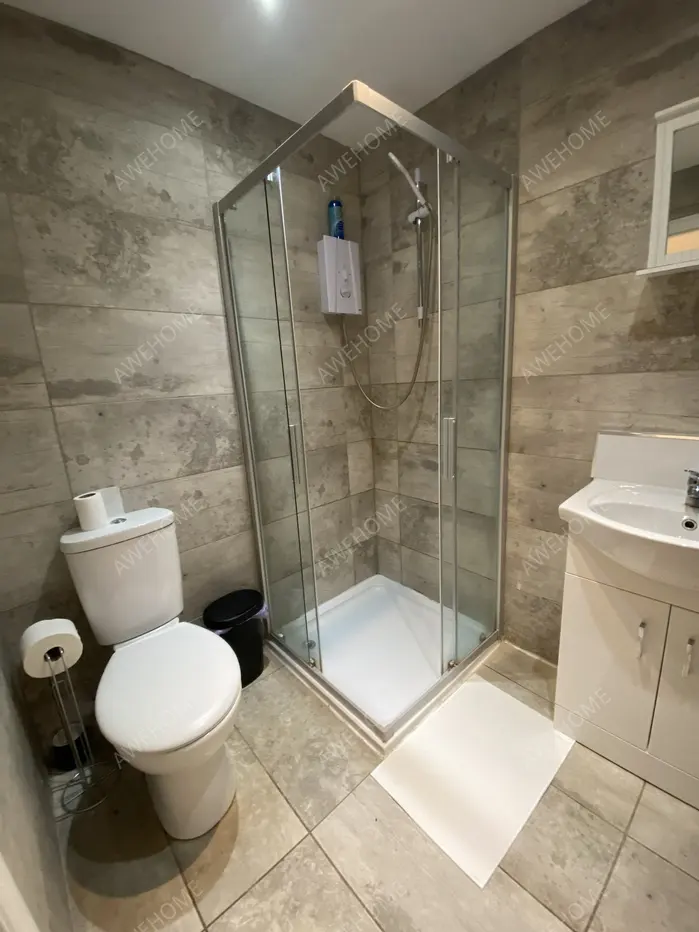 London RentalsChobham Road