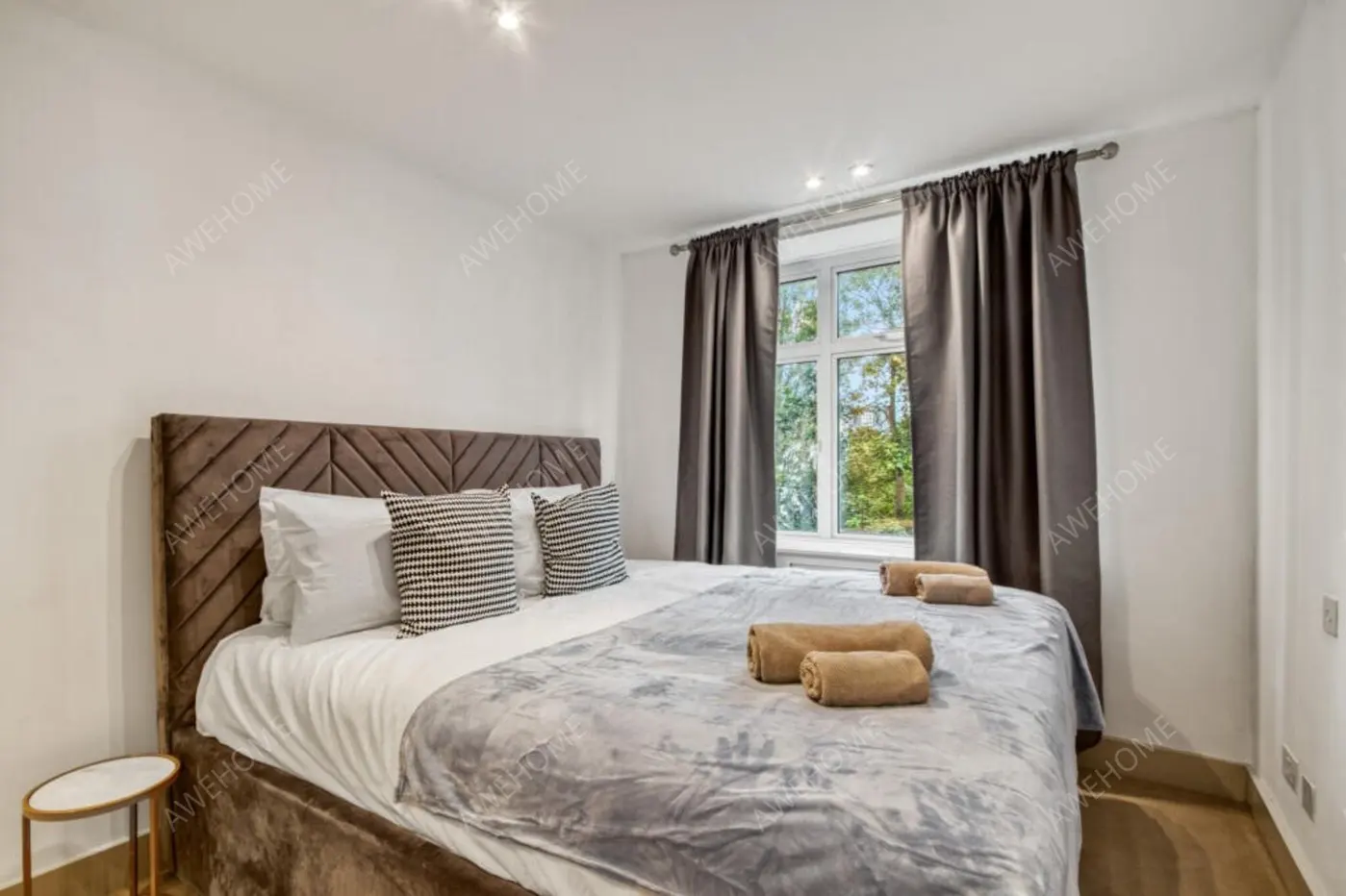 London RentalsHall Road