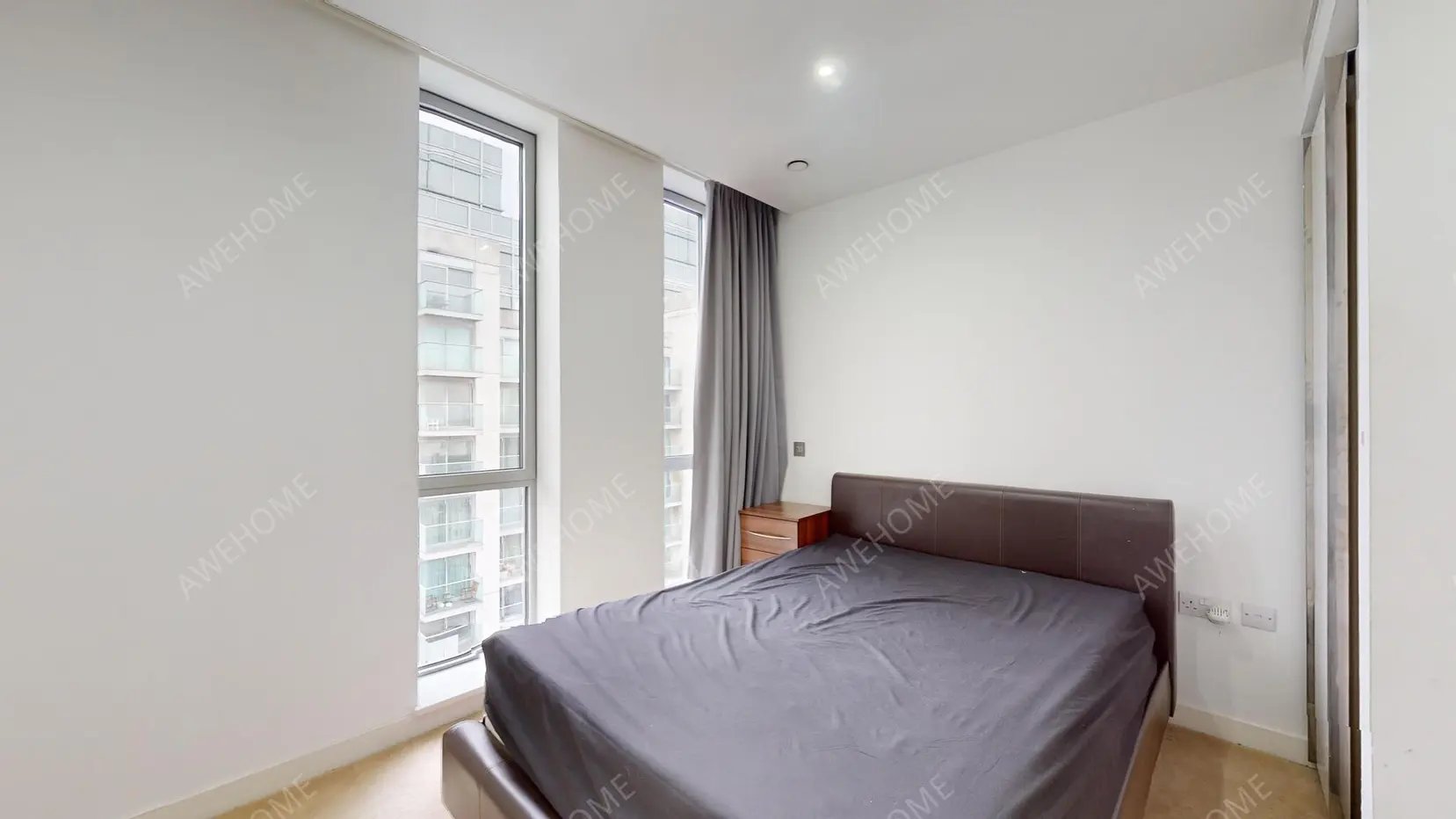 London RentalsPan Peninsula Square