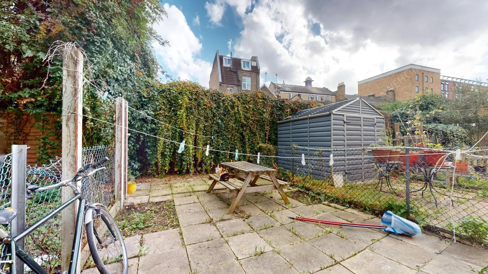 London RentalsRegal Close