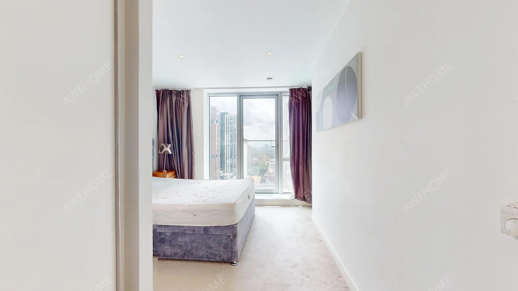 London RentalsPan Peninsula Square