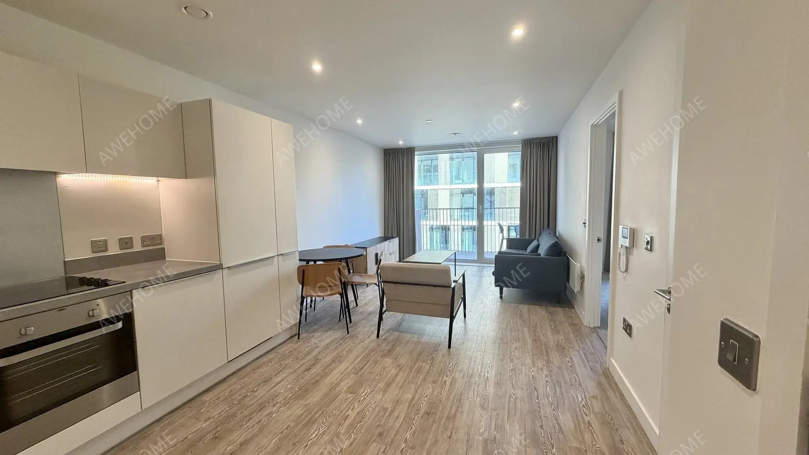 London RentalsSouth Side Three Road