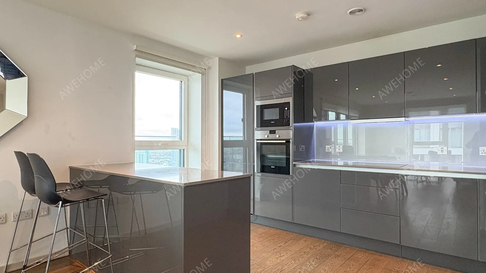 London RentalsGlasshouse Gardens