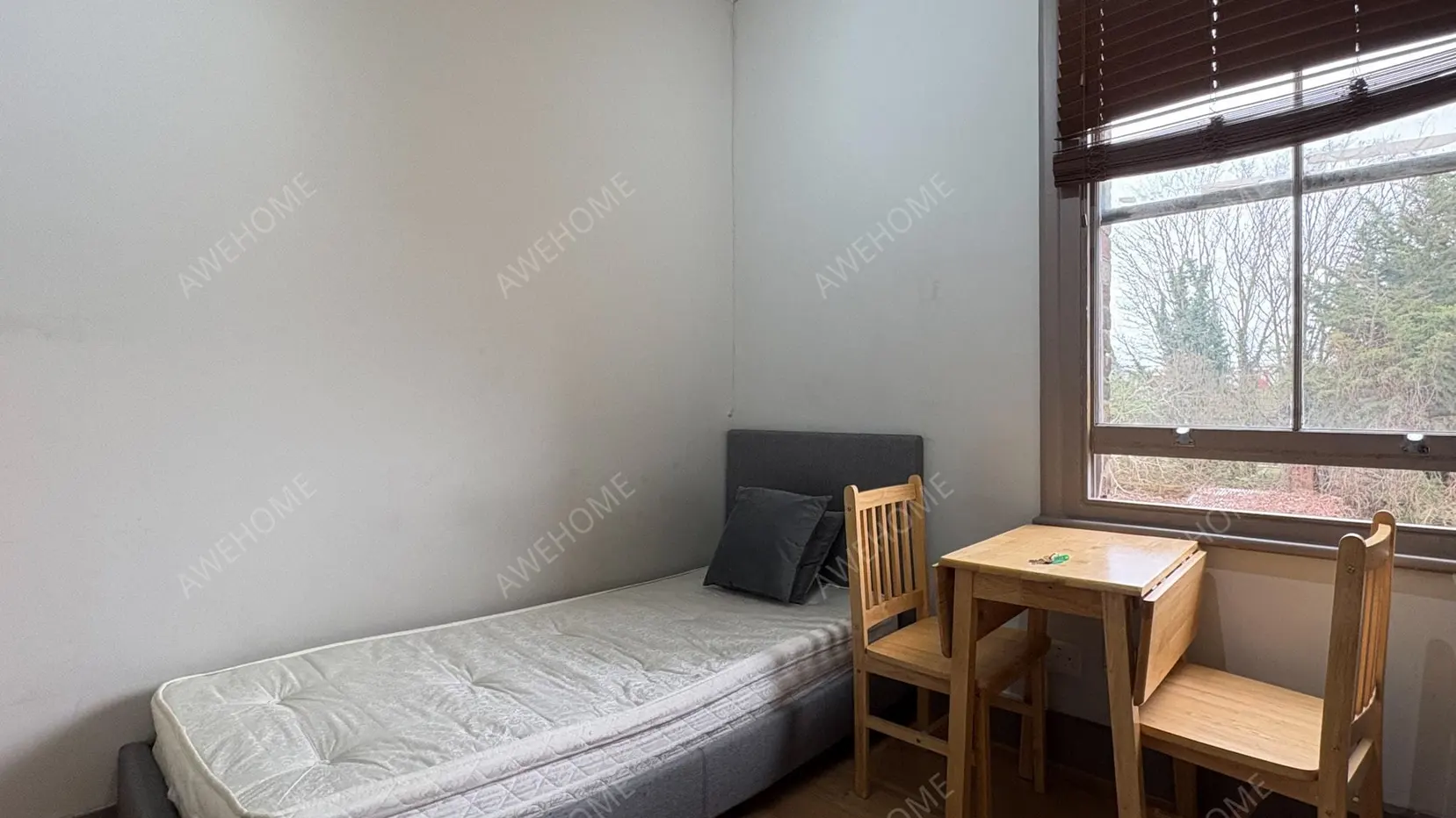 London RentalsIverson Road