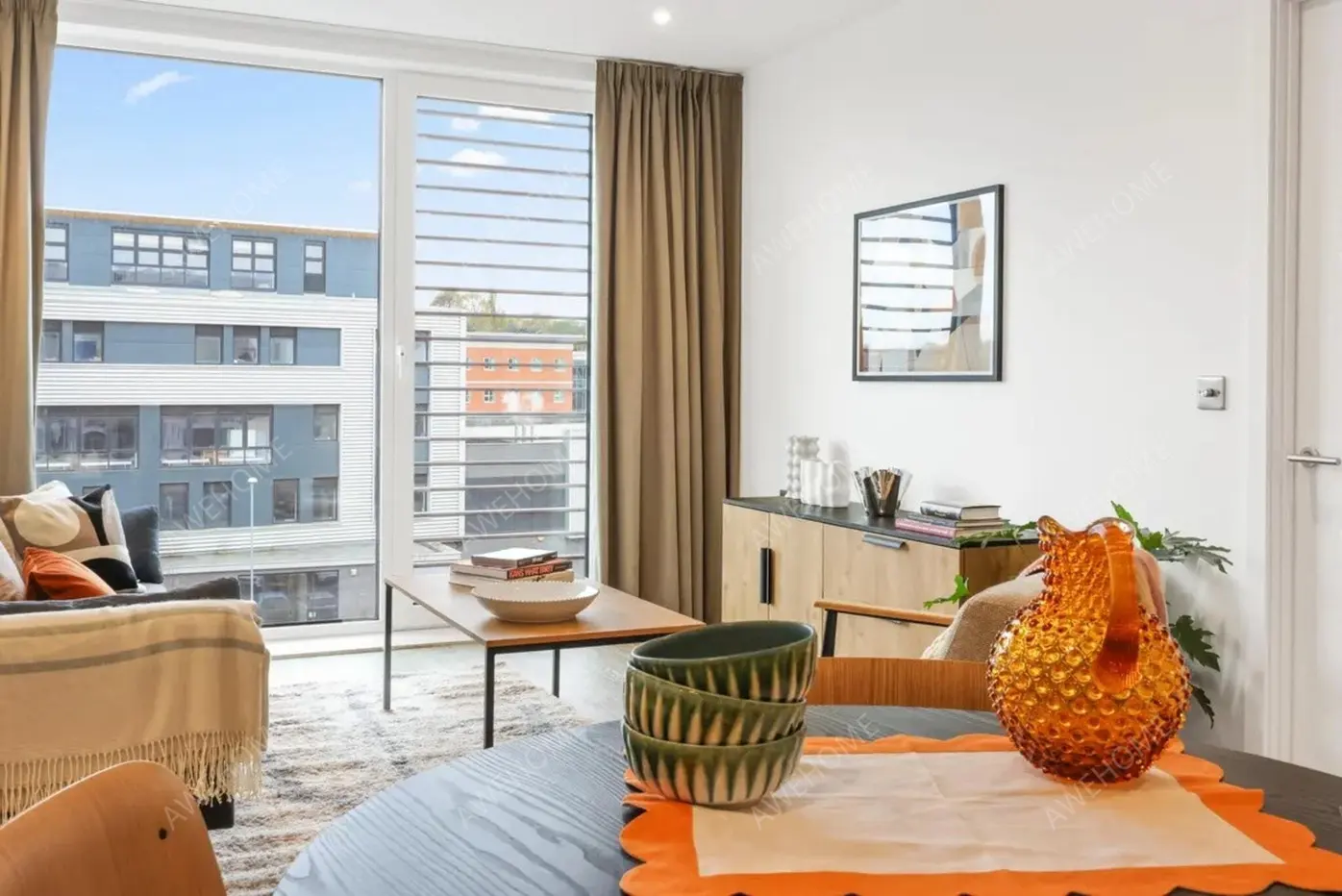 London RentalsSouth Side Three Road