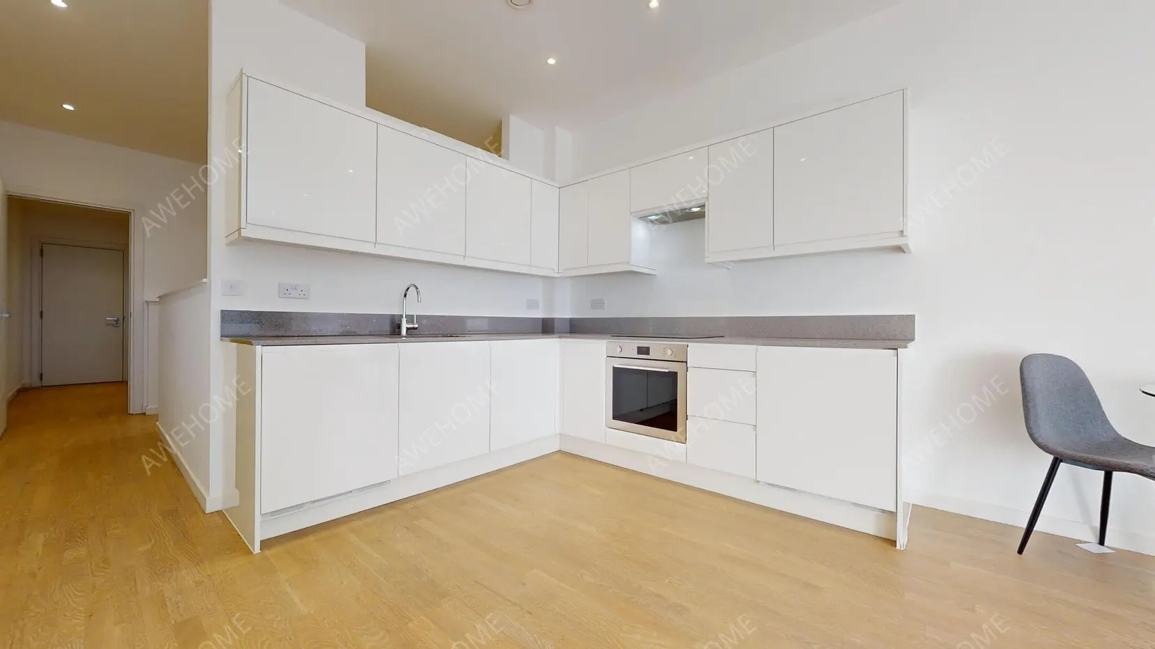 London RentalsRiverbank Way