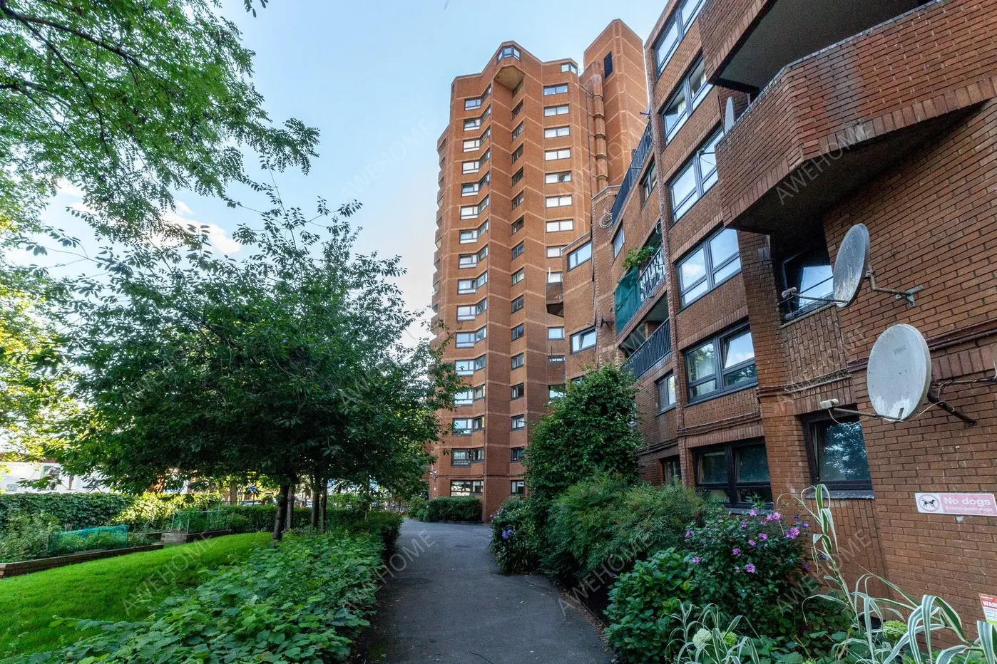 London RentalsUpper Blantyre Walk