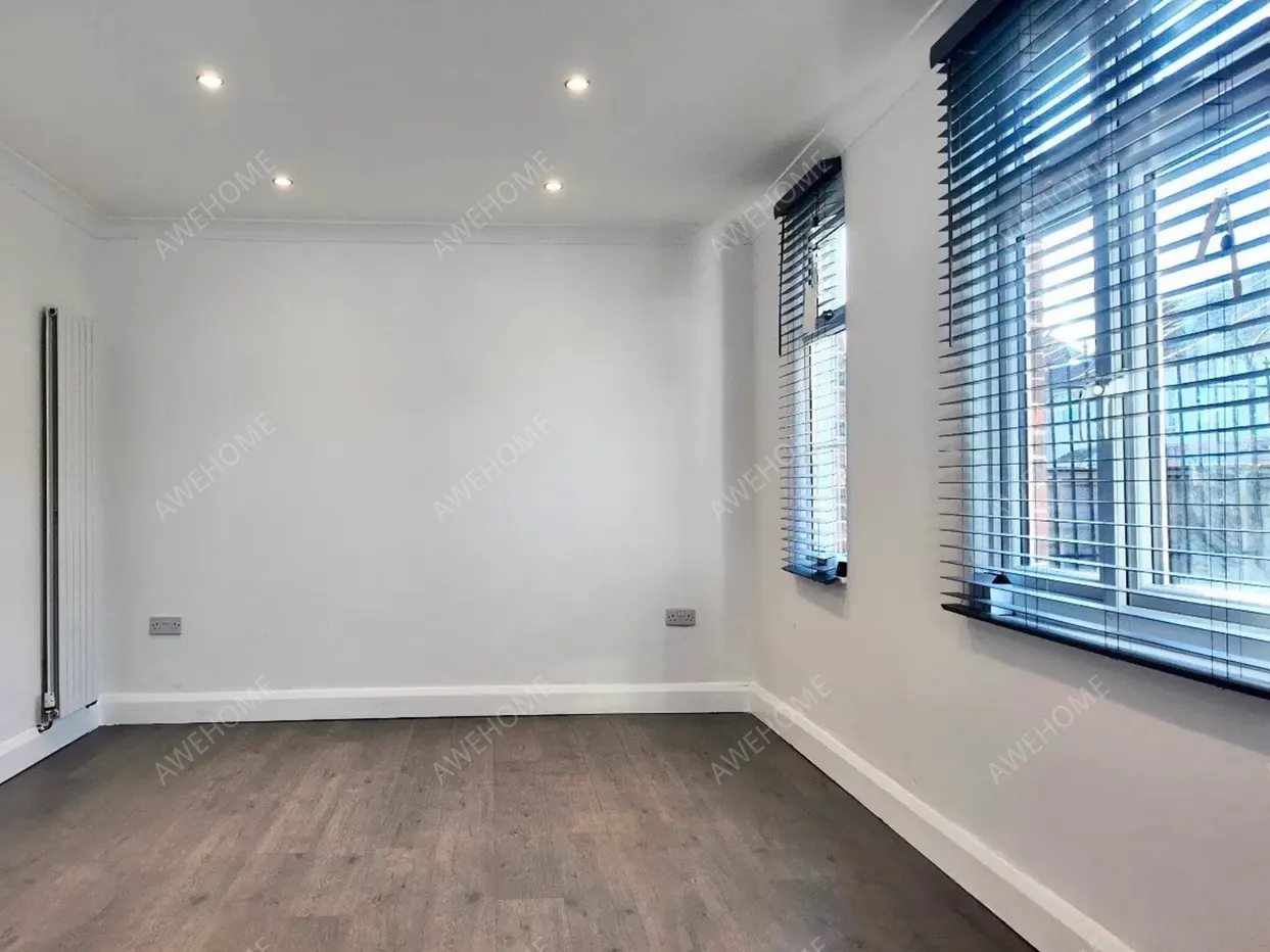 London RentalsAlliance Road