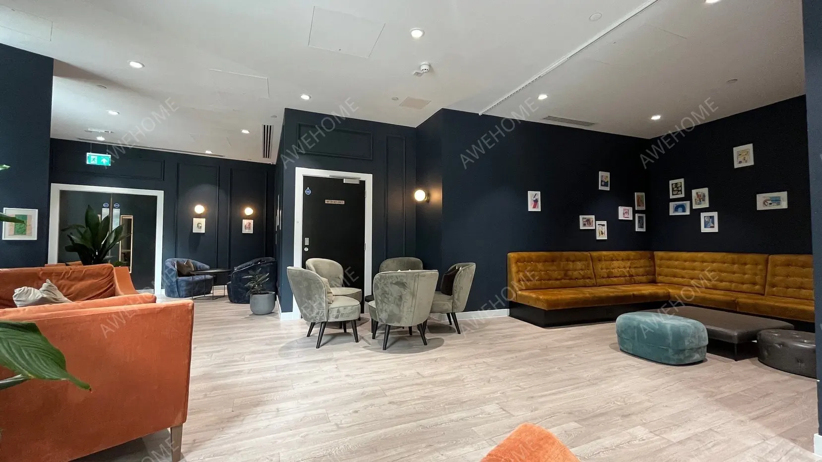 London RentalsCrossharbour Plaza