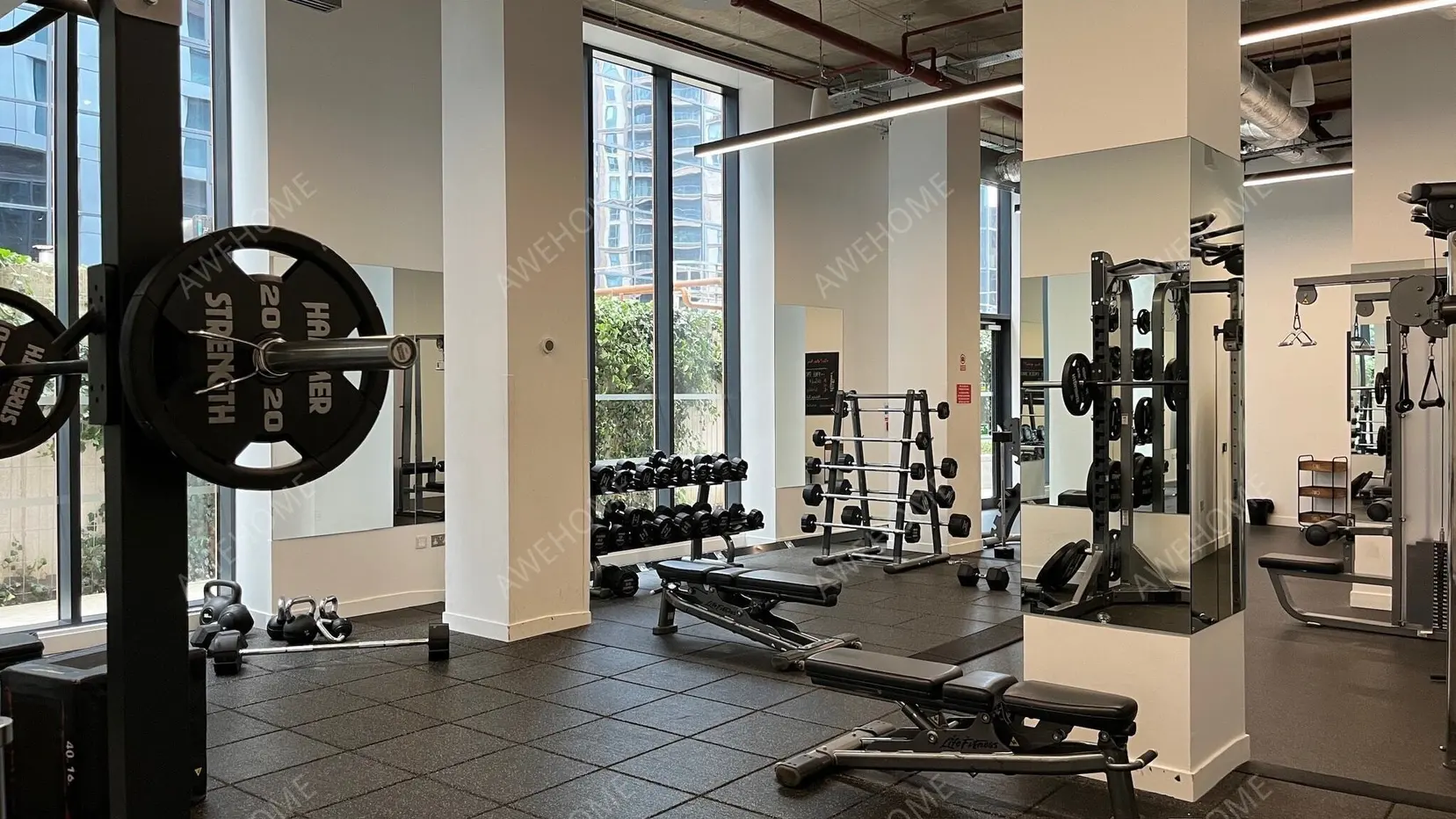 London RentalsCrossharbour Plaza