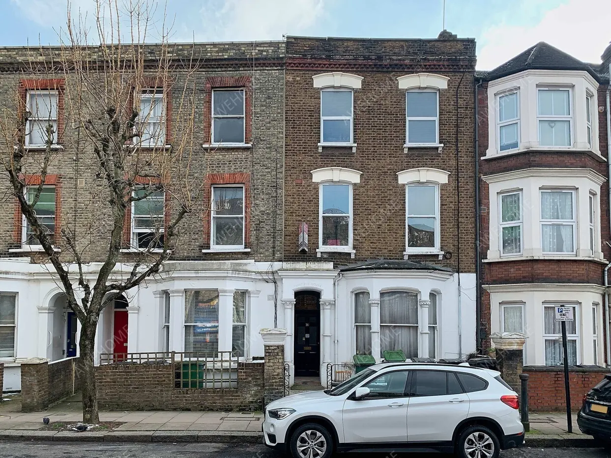 London RentalsIverson Road