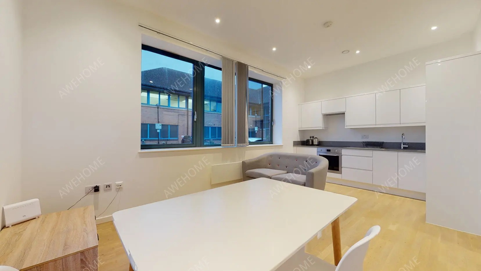 London RentalsRiverbank Way