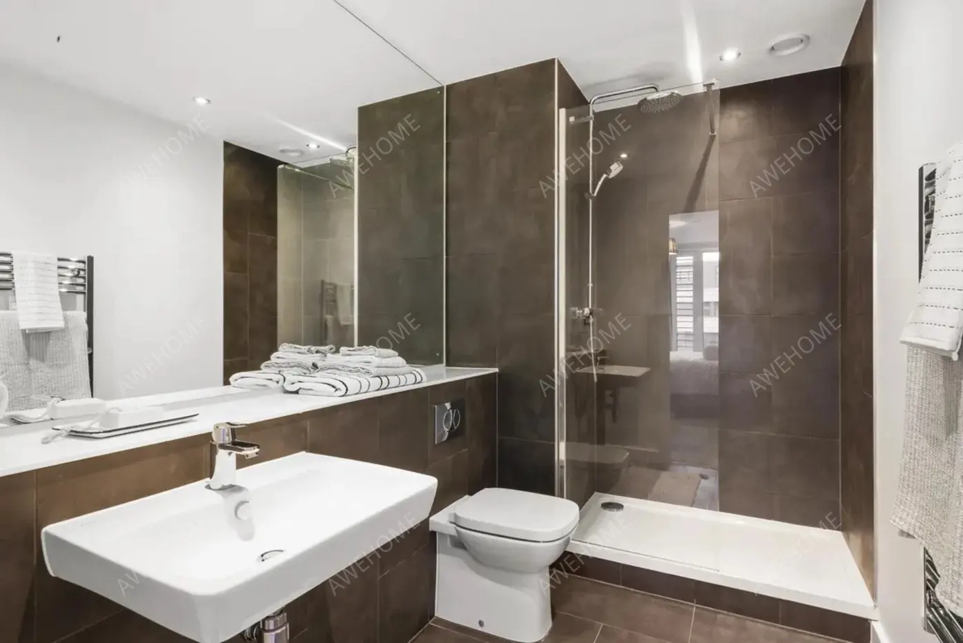 London RentalsSouth Side Three Road