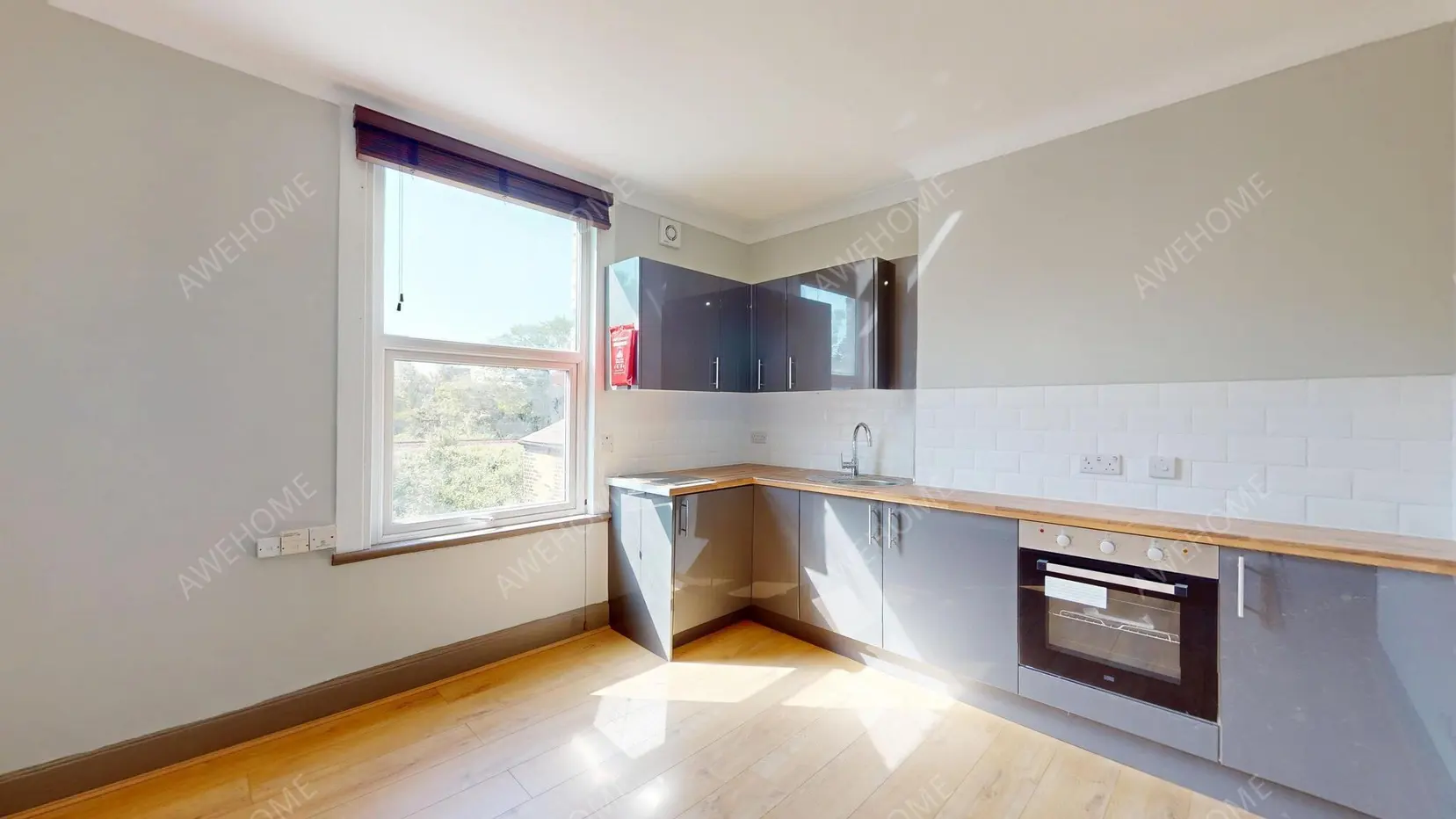 London RentalsIverson Road