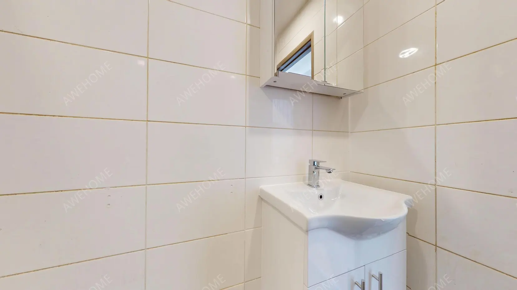 London RentalsIverson Road