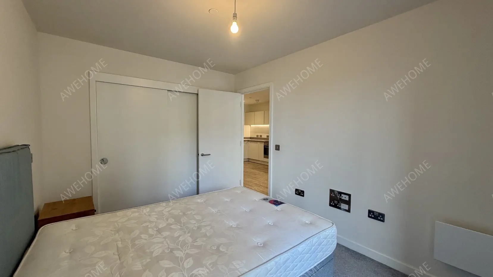 London RentalsSouth Side Three Road