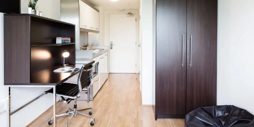 London rental: £349 per week for a studio with floor-to-ceiling windows, bills included!