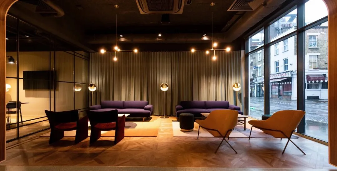 Ta-da！我想住倫敦落地窗的studio🤩