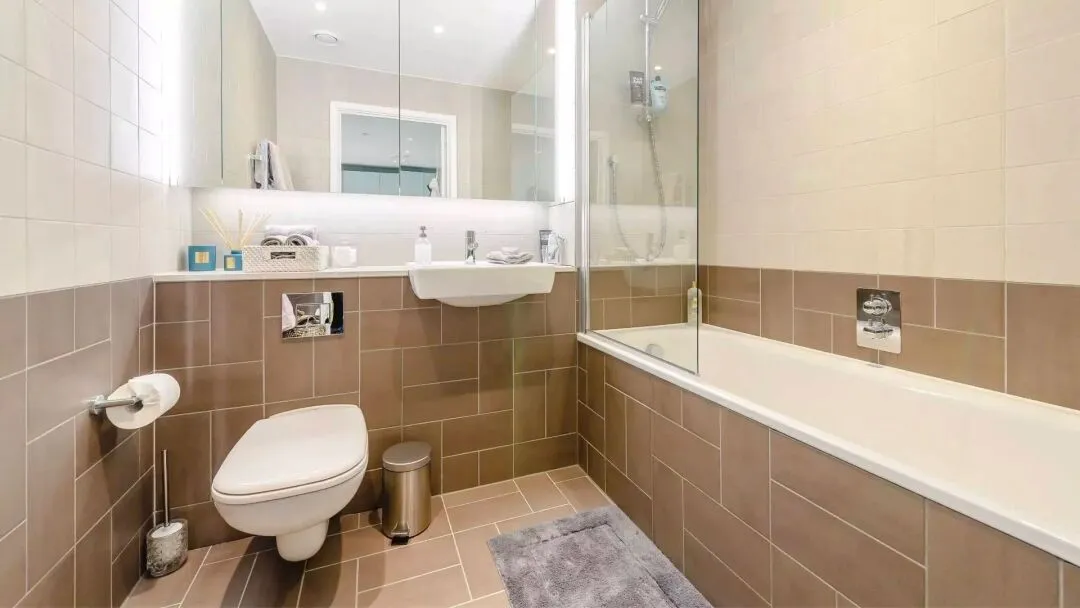 👀 Come take a look! Spacious 2b in London.